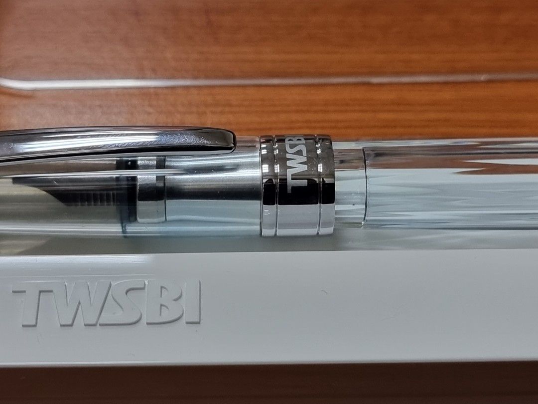 TWSBI Diamond 580 AL Fine Nib (Category: Stationery & School Supplies) located in Pasig City. Submitted by fpen.user (Listing ID 1246983053, Image 2). Description: no box, with case, tools inside RFS: hindi na nasasama sa rotation IIRC, 1st generation 580AL ito. slight bluish ink stain(?) inside, tinatamad na po linisin, but have this in others, and I was able to clean it before..