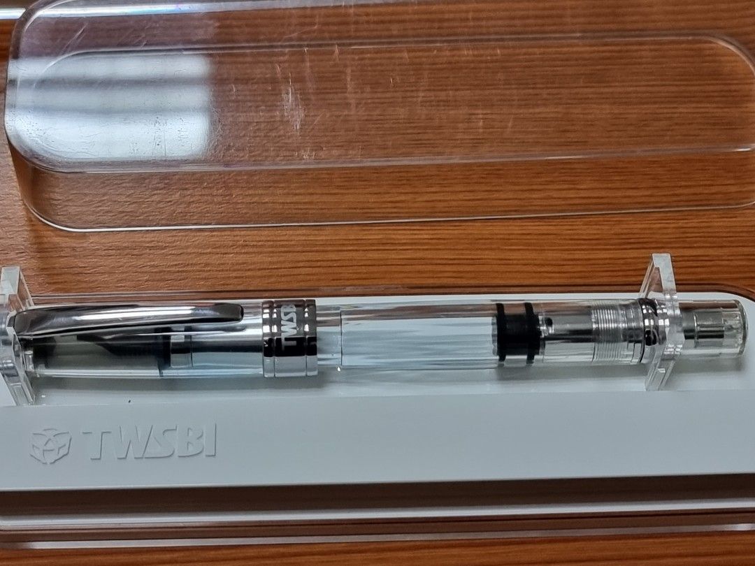 TWSBI Diamond 580 AL Fine Nib (Category: Stationery & School Supplies) located in Pasig City. Submitted by fpen.user (Listing ID 1246983053, Image 1). Description: no box, with case, tools inside RFS: hindi na nasasama sa rotation IIRC, 1st generation 580AL ito. slight bluish ink stain(?) inside, tinatamad na po linisin, but have this in others, and I was able to clean it before..