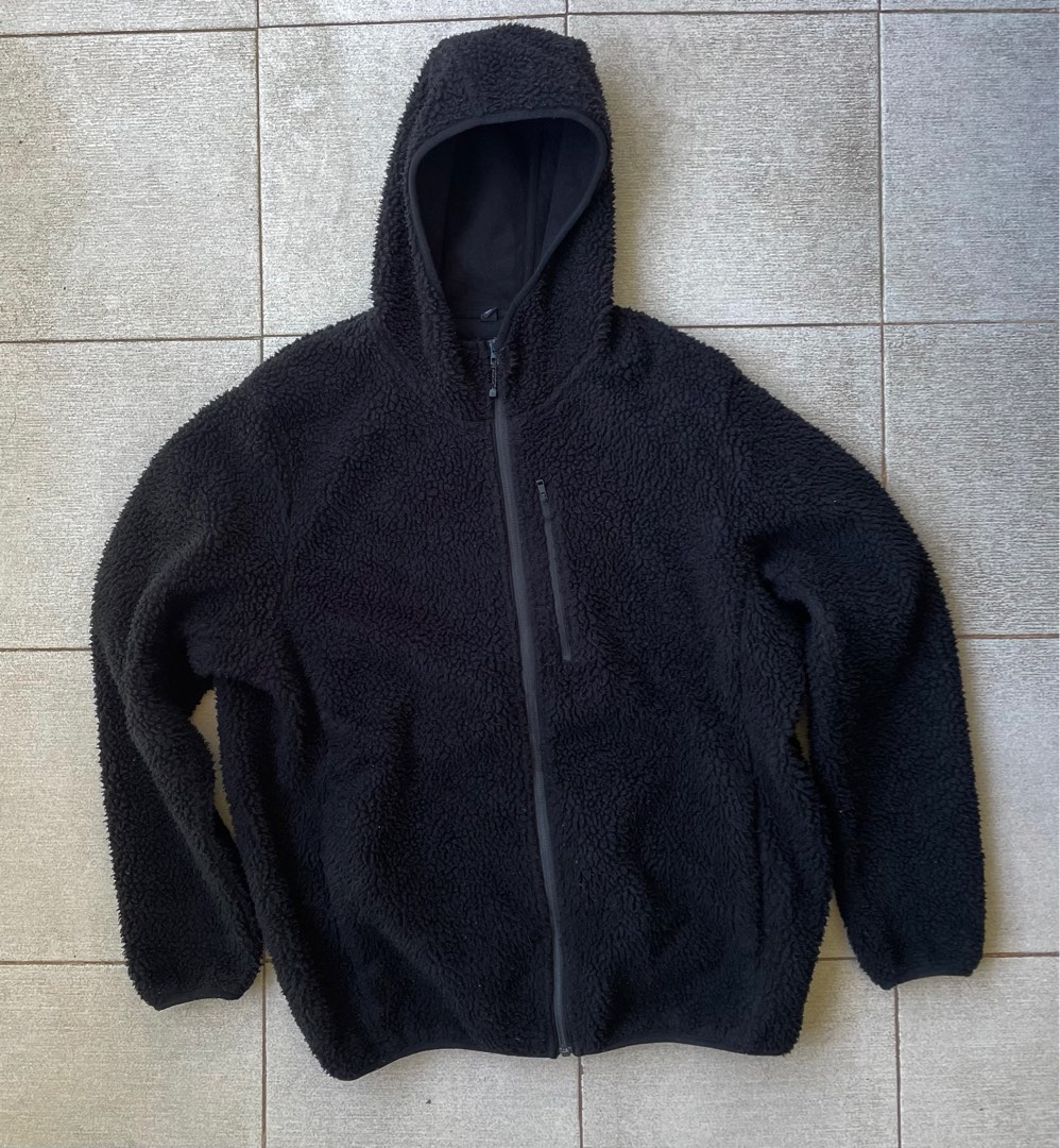 Uniqlo Fleece Jacket on Carousell