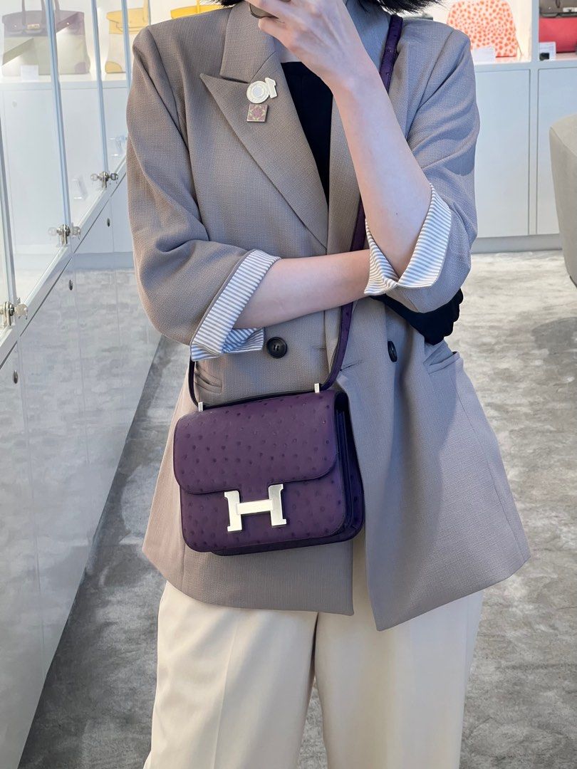 HERMÈS Ostrich Constance Mini 19 shoulder bag in Violet with Palladium  hardware-Ginza Xiaoma – Authentic Hermès Boutique