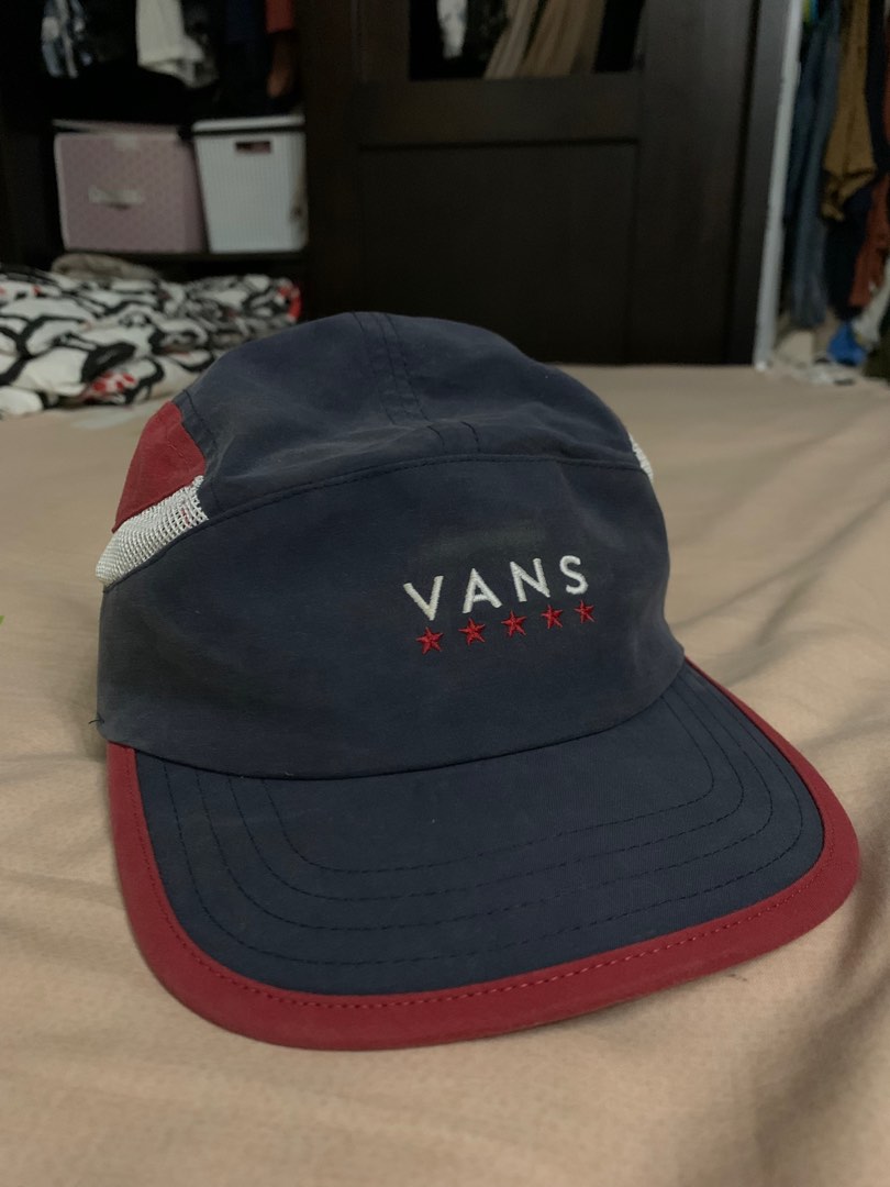 Bone vans 5 store panel