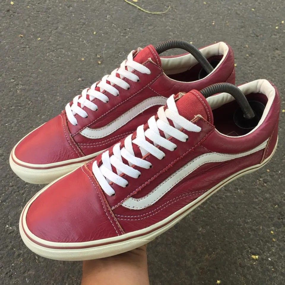 Vans old new arrivals skool leather maroon