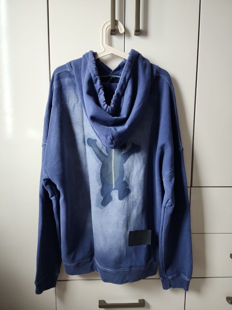 We11done Hoodie (Category: Luxury Apparel) located in Quezon City. Submitted by kelvinjohn26 (Listing ID 1247004798, Image 3). Description: > We11done Hoodie Jacket > Dimension - 24x29 > Size - Medium on tag but fits to Large/XL > Issues/Defects - None > Color Rate 10/10 > Excellent Condition / Legit > Market Price - 882 USD / 48-49k.