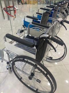Wheelchair Standard Heavy Duty Foldable