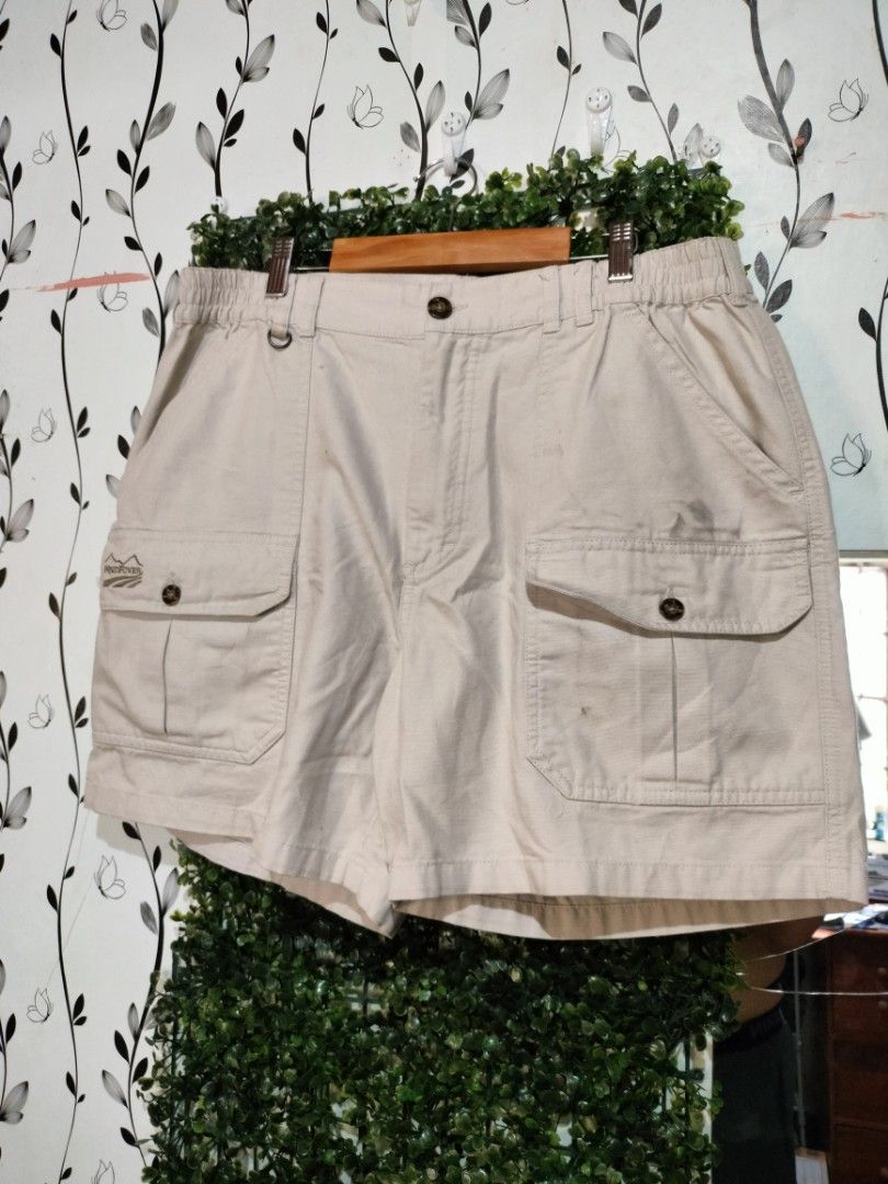 Wind river outlet cargo shorts