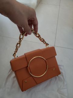 （分類：）位於 。 由 true.beauty.smart 提交（商品編號 1247012737，圖片 1）。簡介： 。