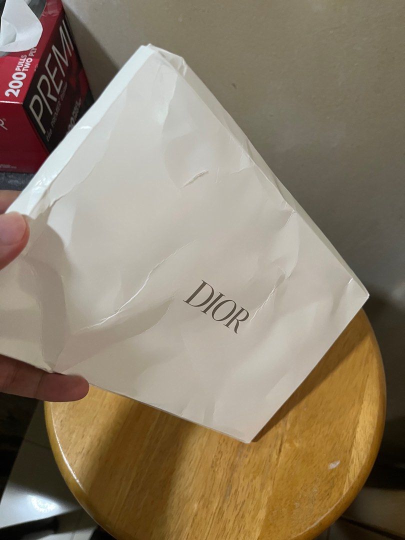 DIOR RED MAKEUP POUCH GWP – Dior Beauty Online Boutique Malaysia