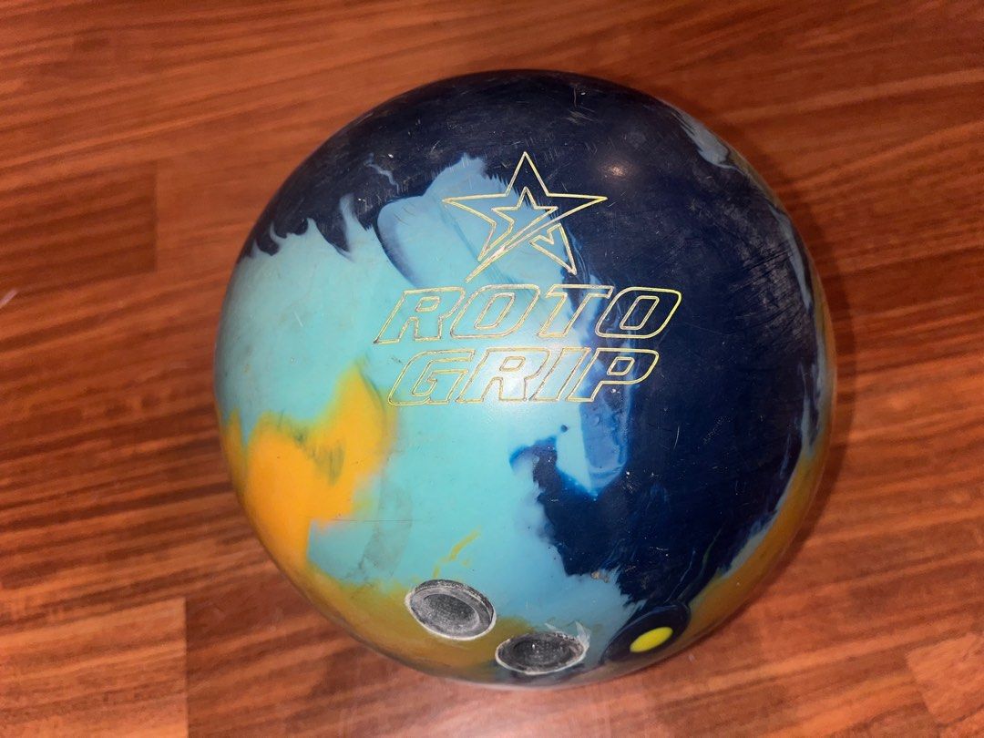 13 pound bowling ball Roto Grip Haywire, Sports Equipment, Sports & Games, Billiards & Bowling