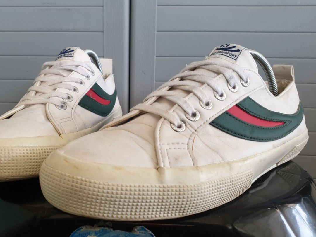 Superga sports shop