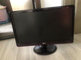 Computer Monitor440187886157189120
