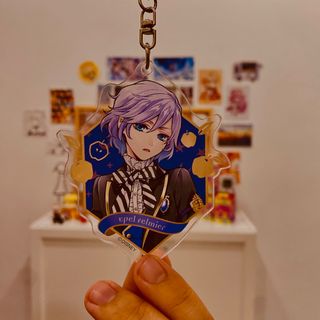 (Category: ) located in . Submitted by ruesna_ (Listing ID 1247252140, Image 1). Description: .