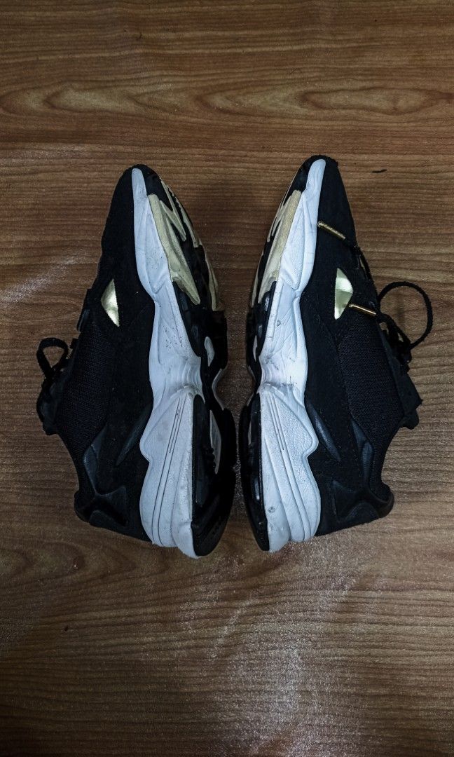 Harga adidas falcon gold new arrivals