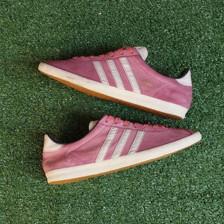 Adidas gazelle og deals pink and cork