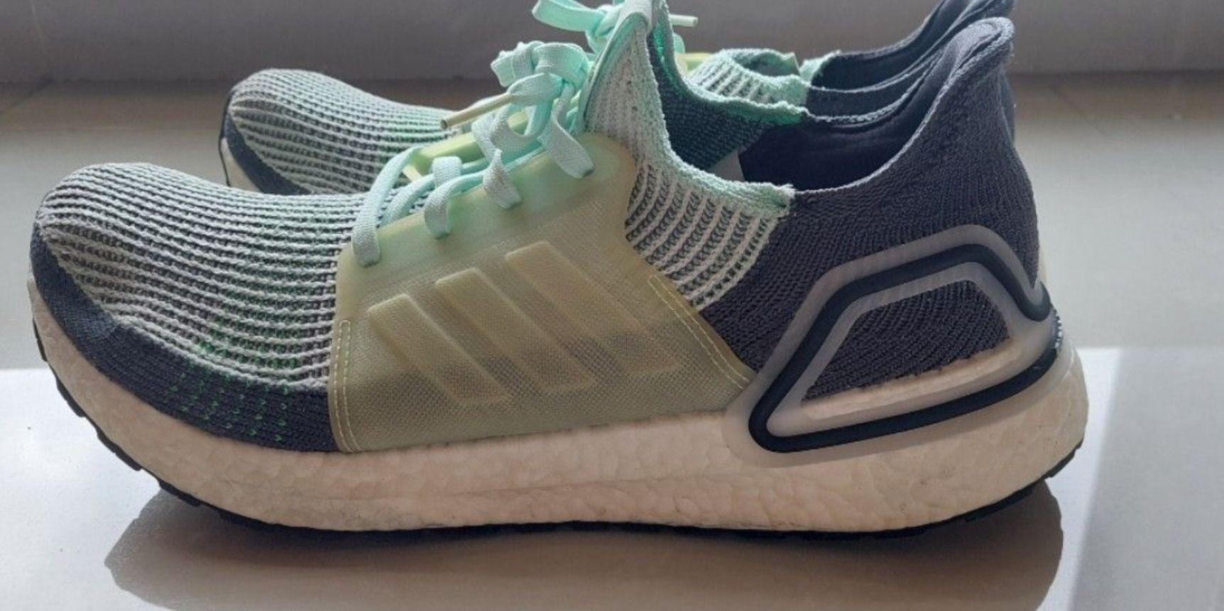 Adidas ultra boost store 19 trainers in mint