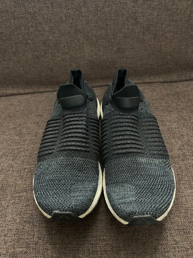 Ultra boost laceless on sale mens