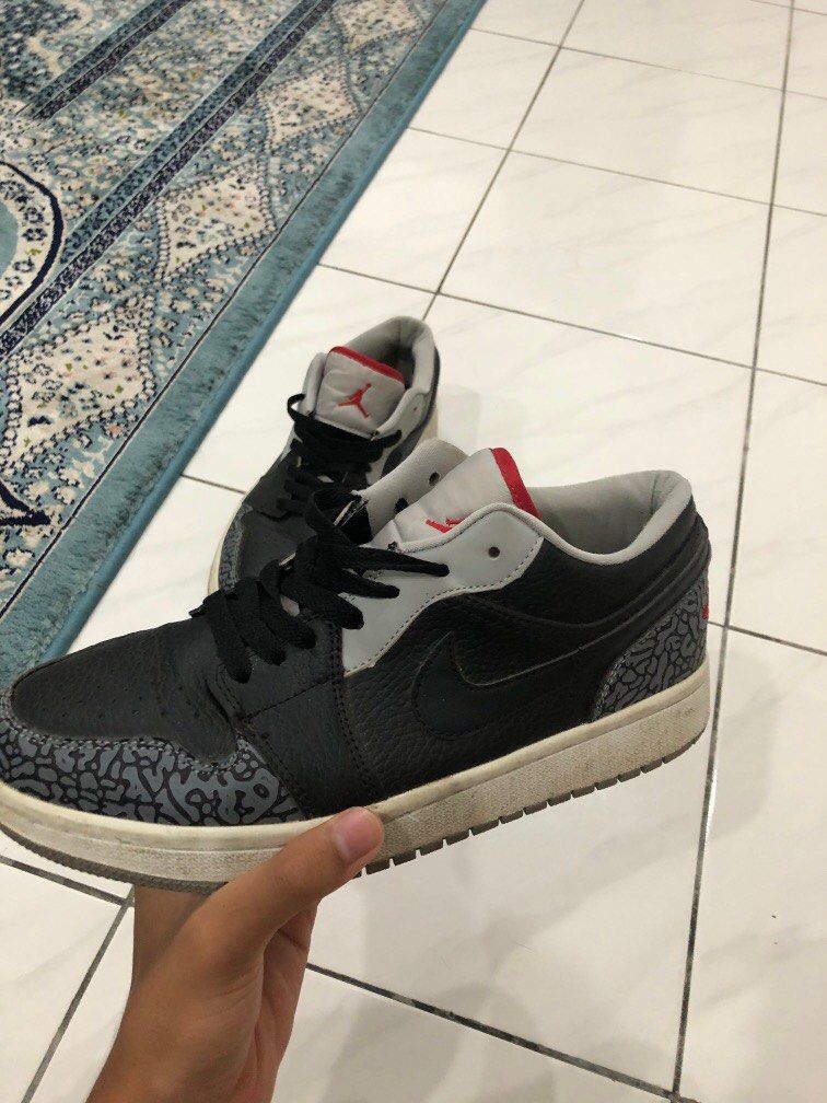 Jordan 1 phat store low black cement