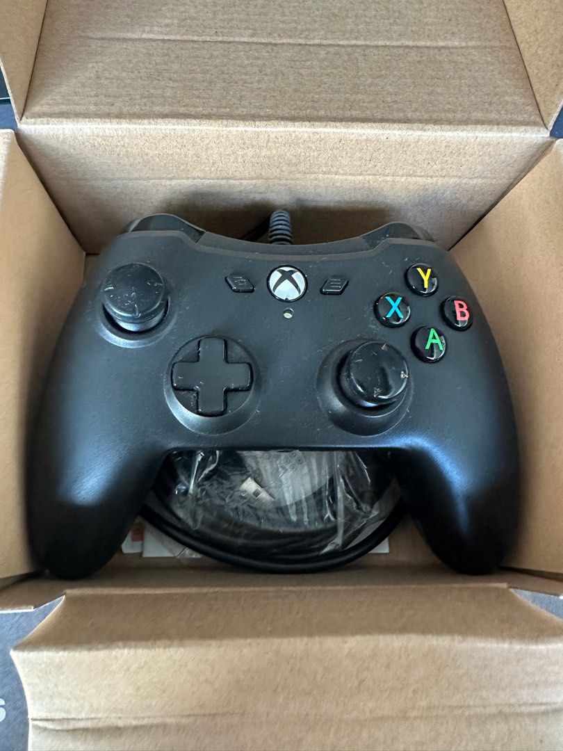 Amazonbasics controller store