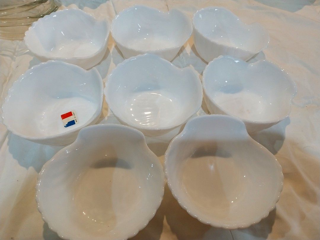Arcopal sea shell salad bowl (Category: Dinnerware & Cutlery) located in Cavite. Submitted by mom0f2 (Listing ID 1247214109, Image 3). Description: 120each 8pcs available take all 880 SALE!! 90EACH taka all 650.