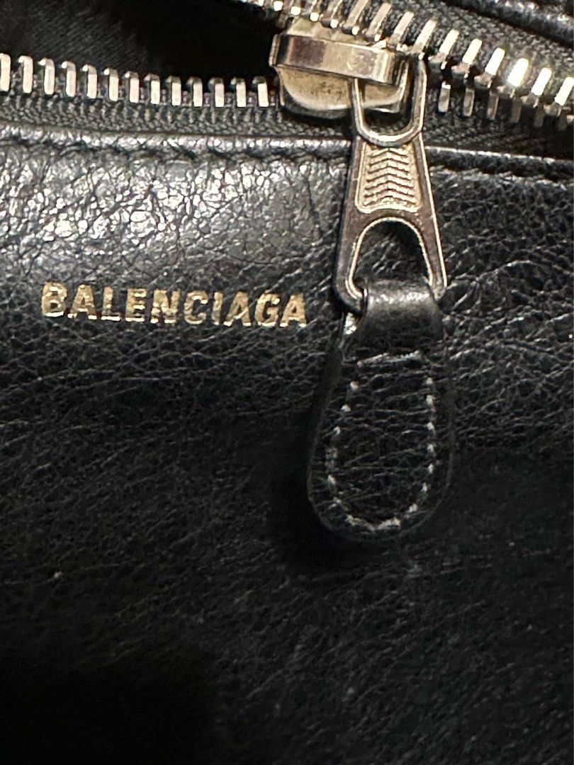 balenciaga bazar small