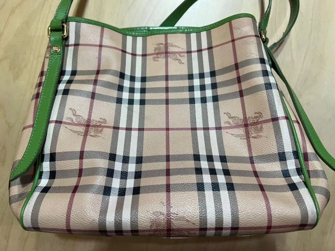 Burberry tote top bag green