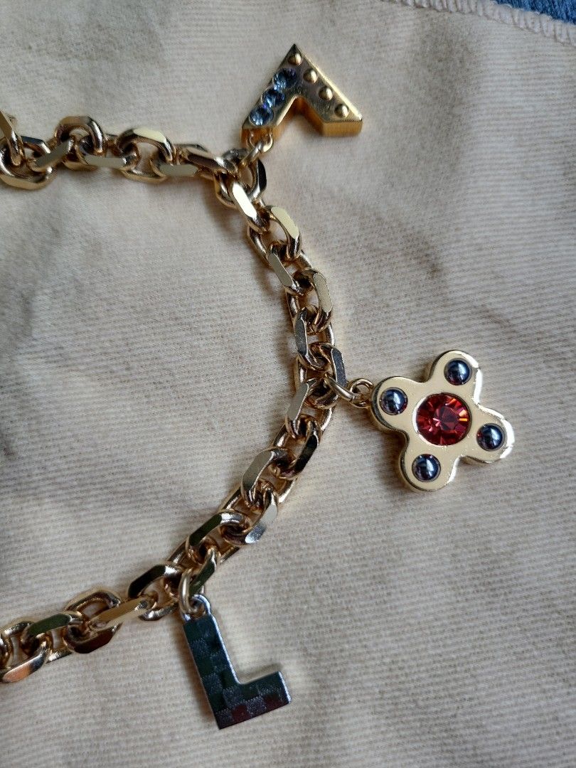 Louis Vuitton Love Letter Timeless Charm Bracelet - Gold, Gold