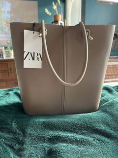 (Category: ) located in . Submitted by shop.katg (Listing ID 1247231895, Image 1). Description: .