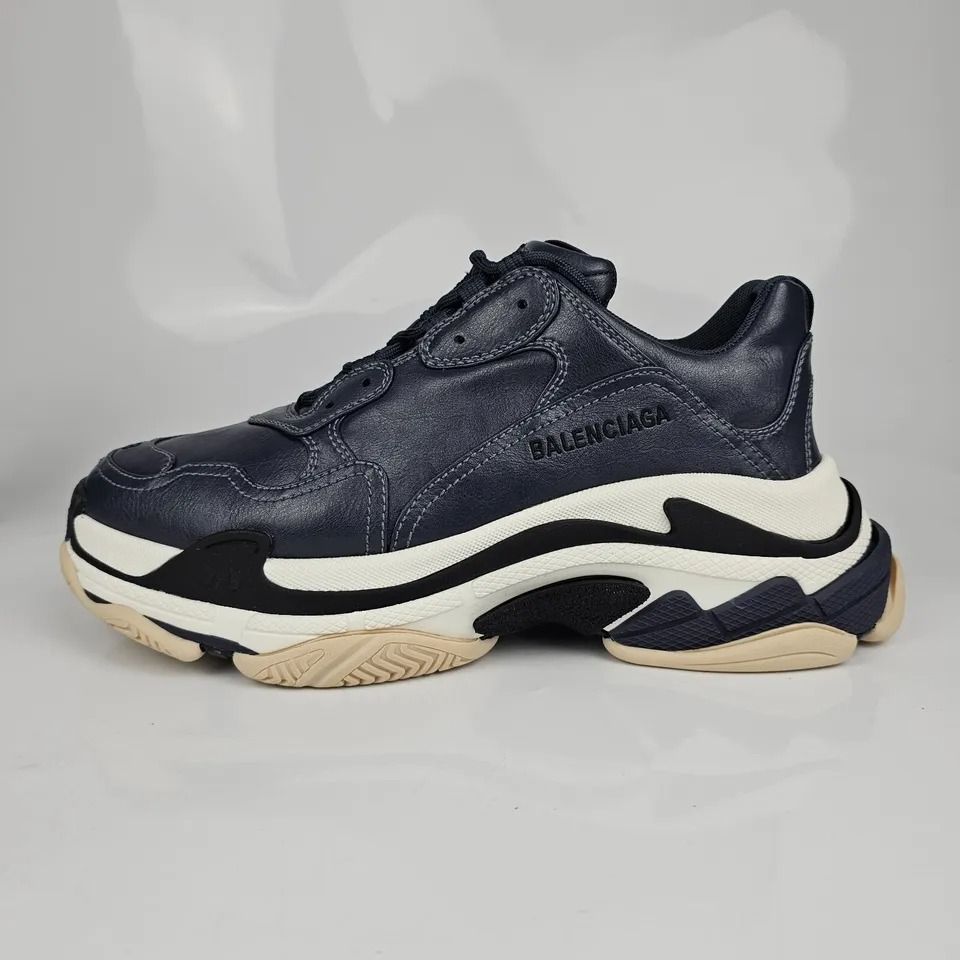 Balenciaga triple clearance s stone