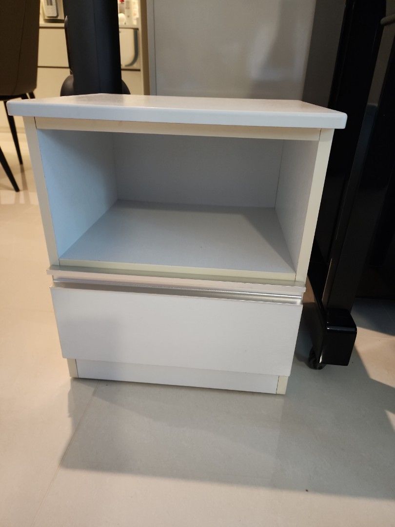 Bed side table, self collect at yishun, Furniture & Home Living