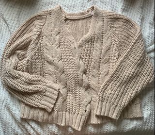 (Category: ) located in . Submitted by _impulsivebuys (Listing ID 1247212135, Image 1). Description: .