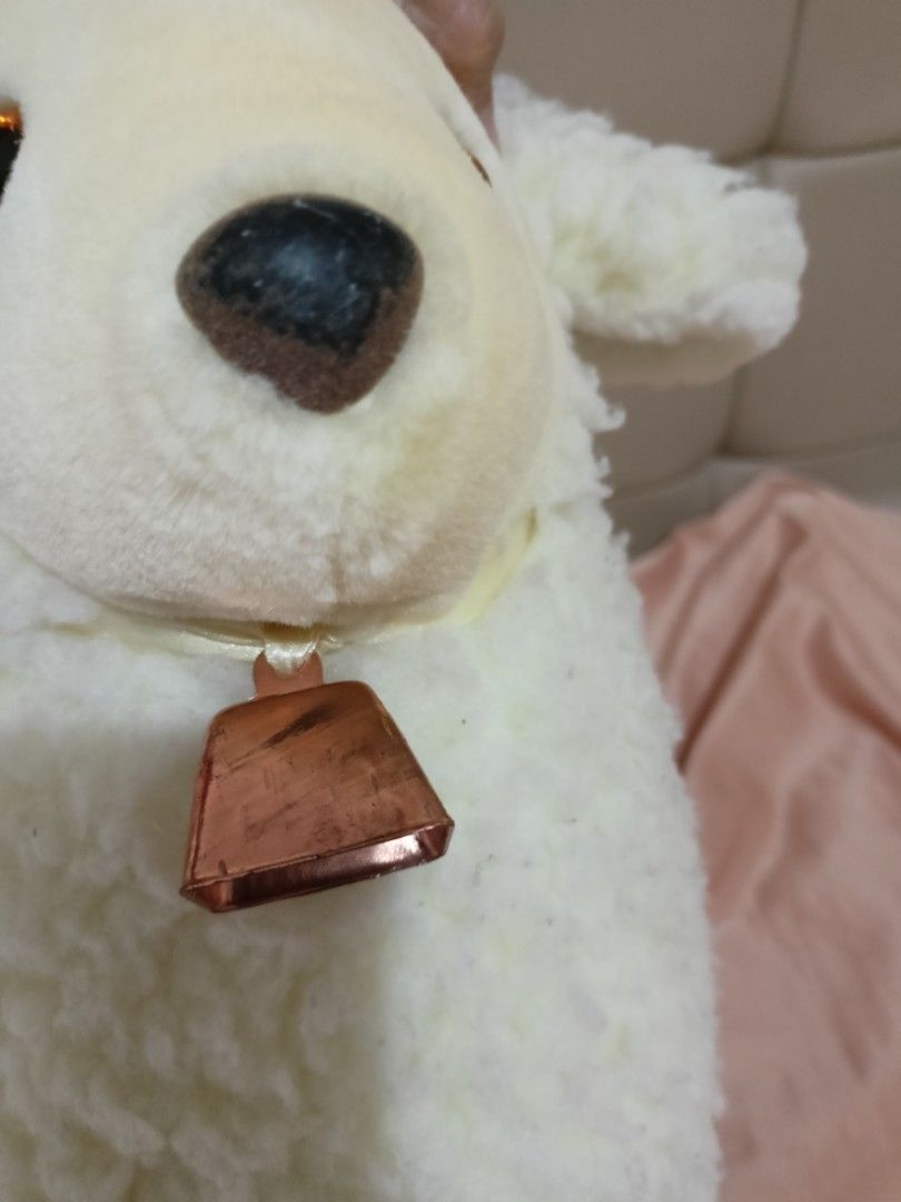 Big Sheep Stuff Toy (Category: Plushies & Soft Toys) located in Lipa City. Submitted by luckymoneyharvest999 (Listing ID 1247187324, Image 3). Description: The body is like new however you will see a tarnish on the bell and nose. 18.5 x11 inches(side measurement nose to tail) 14x 8 inches (front head to toe,side to side).