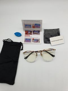 Louis Vuitton 2022 LV Charm Anti-Blue Light square Eyeglasses