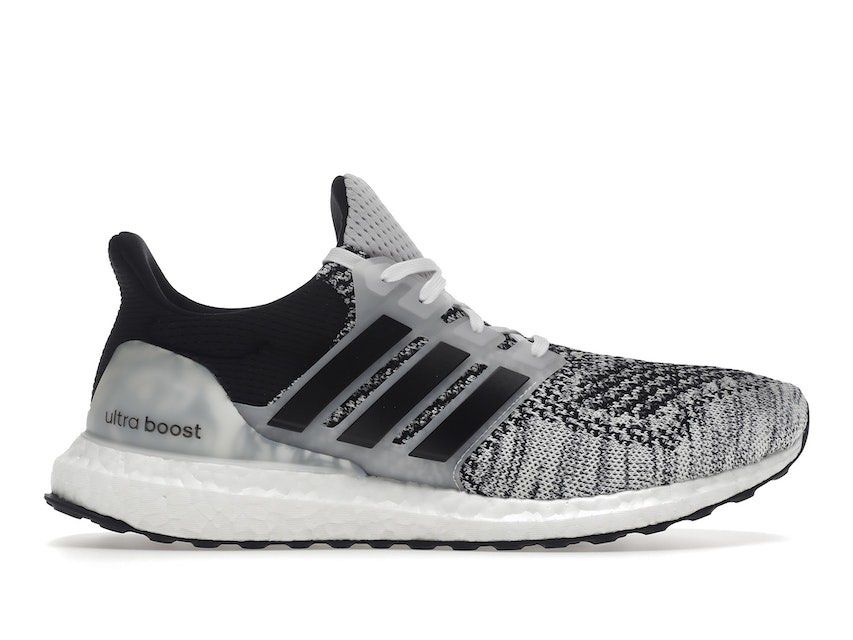 Mens adidas ultra hotsell boost black and white