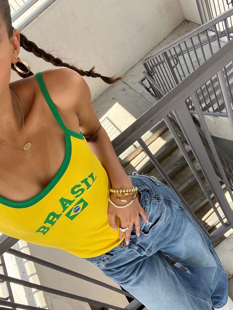 Brasil Vintage Terno Y2k (Category: Sets or Coordinates) located in Pasig City. Submitted by luxthings (Listing ID 1247305263, Image 2). Description: - small to medium - stretchable - super pretty! brandnew - so aesthetic & when by many models, ase seen on pineterest - love this with all my heart pls imma cry - 🧎‍♀️🧎‍♀️🧎‍♀️.