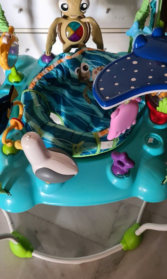 Bright stars Finding Nemo exersaucer jumperoo, Babies & Kids, Infant