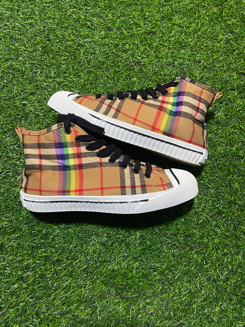 Burberry rainbow deals vintage