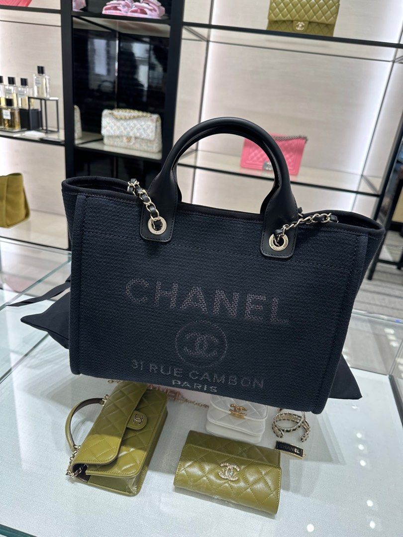  Chanel, Pre-Loved Black Canvas Deauville Tote Medium