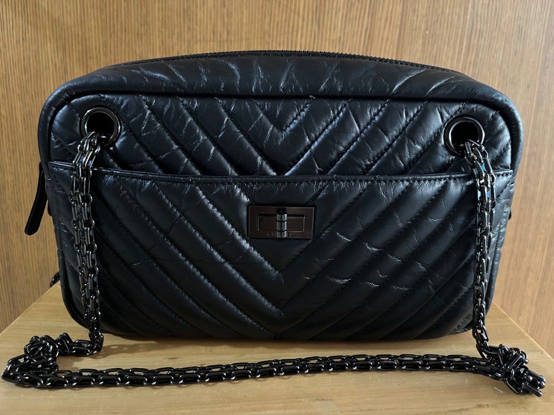 Chanel reissue 2.55 so black camera bag, Women's Fashion, Bags