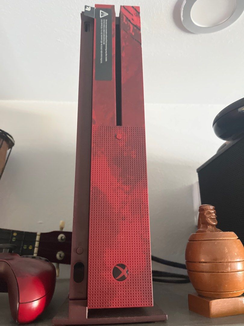 Xbox one S 2To Gears of war 4 collector - Consoles