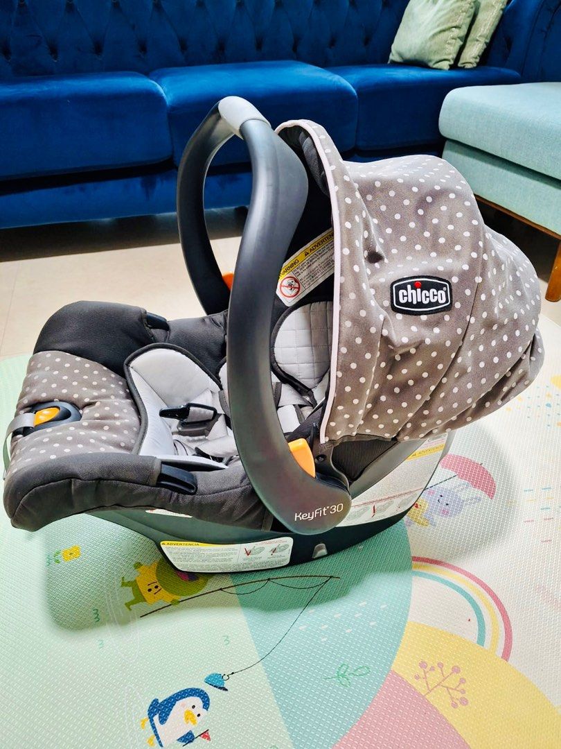 Chicco Keyfit 30 Car seat with Base