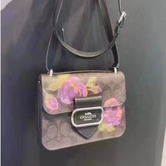 Coach Square Crossbody Bag, Women's Fashion, Bags & Wallets, Crossbody Bags on Carousell