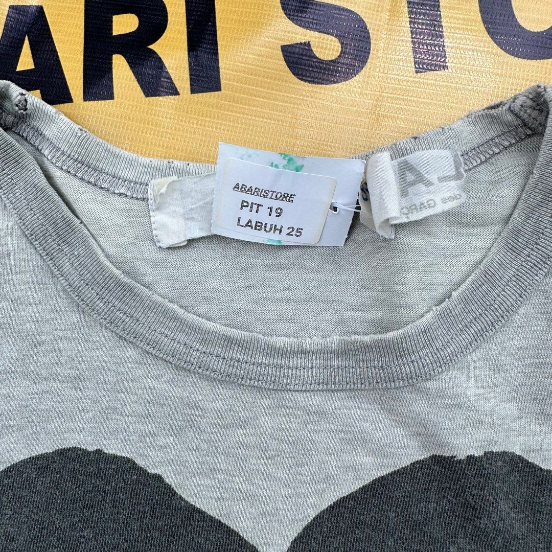 Comme des gar?ons outlet play t shirt 64