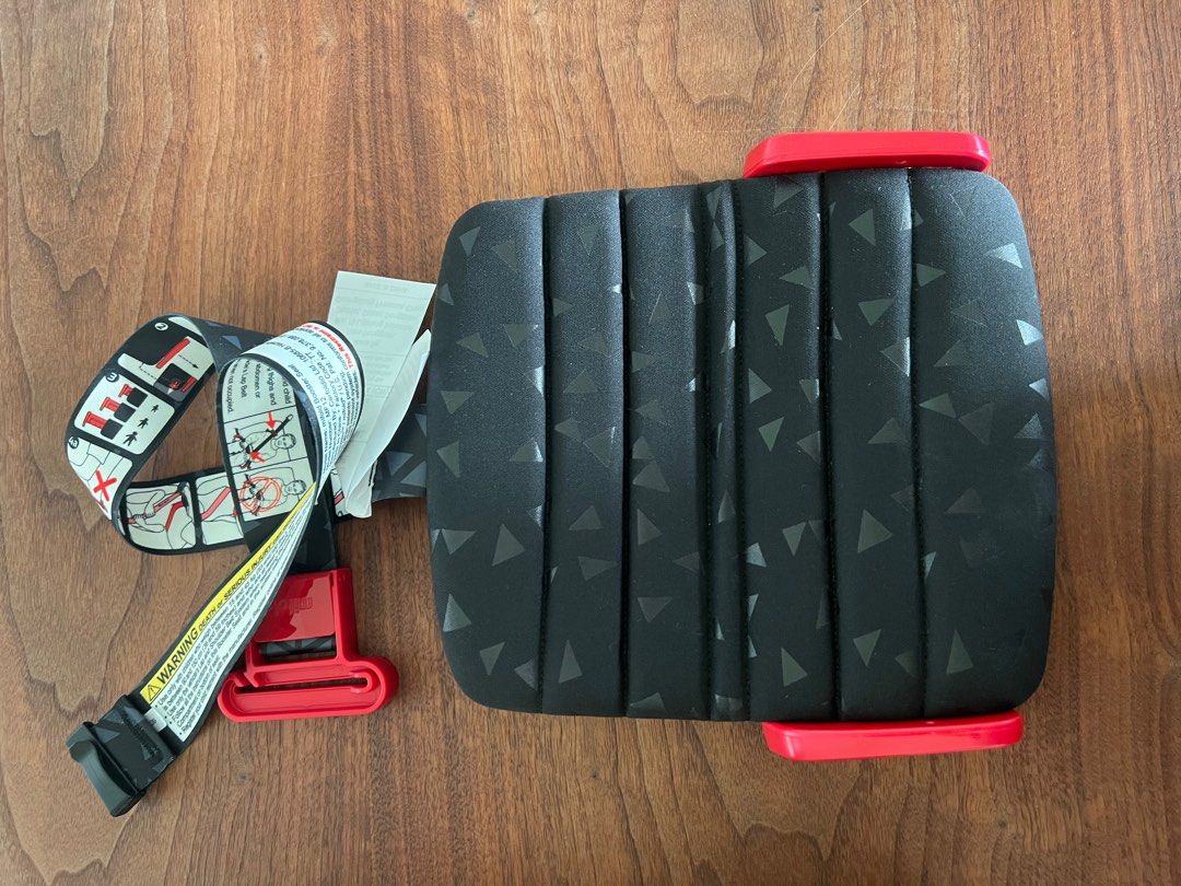 Compact foldable car seat, Babies & Kids, Going Out, Car Seats on Carousell