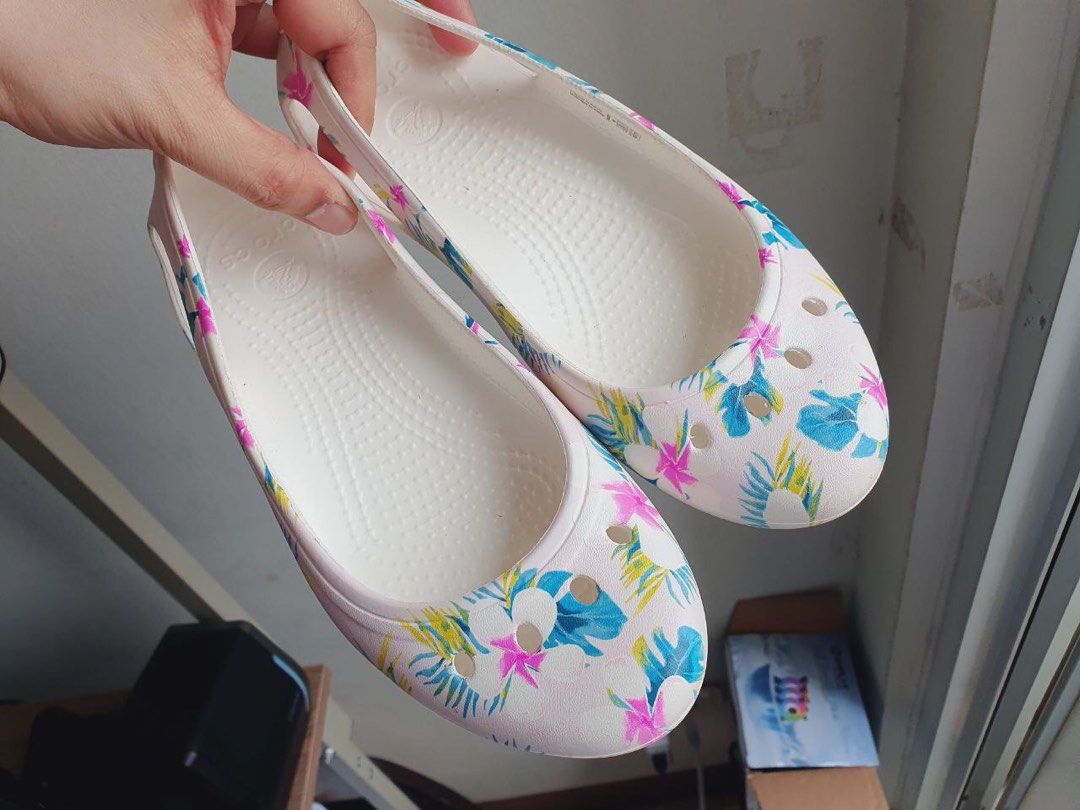 Size 5 outlet womens crocs