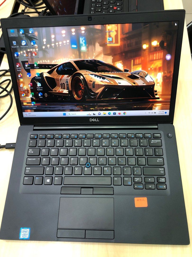 Dell Latitude 5590 15.6" FHD Laptop Computer, Intel Quad Core I5-8350U, 16GB DDR