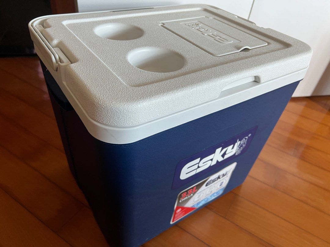 Esky 33l best sale hard chilla cooler