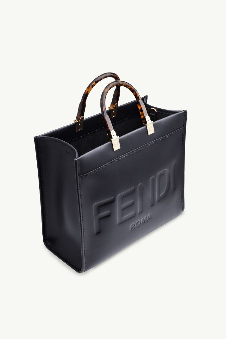Fendi Roma Bag Black Handbag Rebag Fendi Fendi Roma Bag: Black