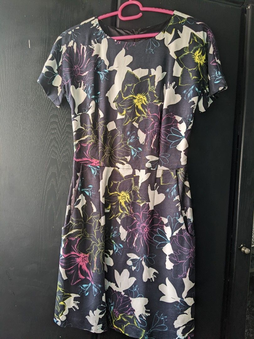 French connection amelia dress 2025