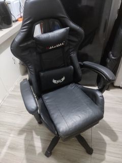 Gaming chair online broken