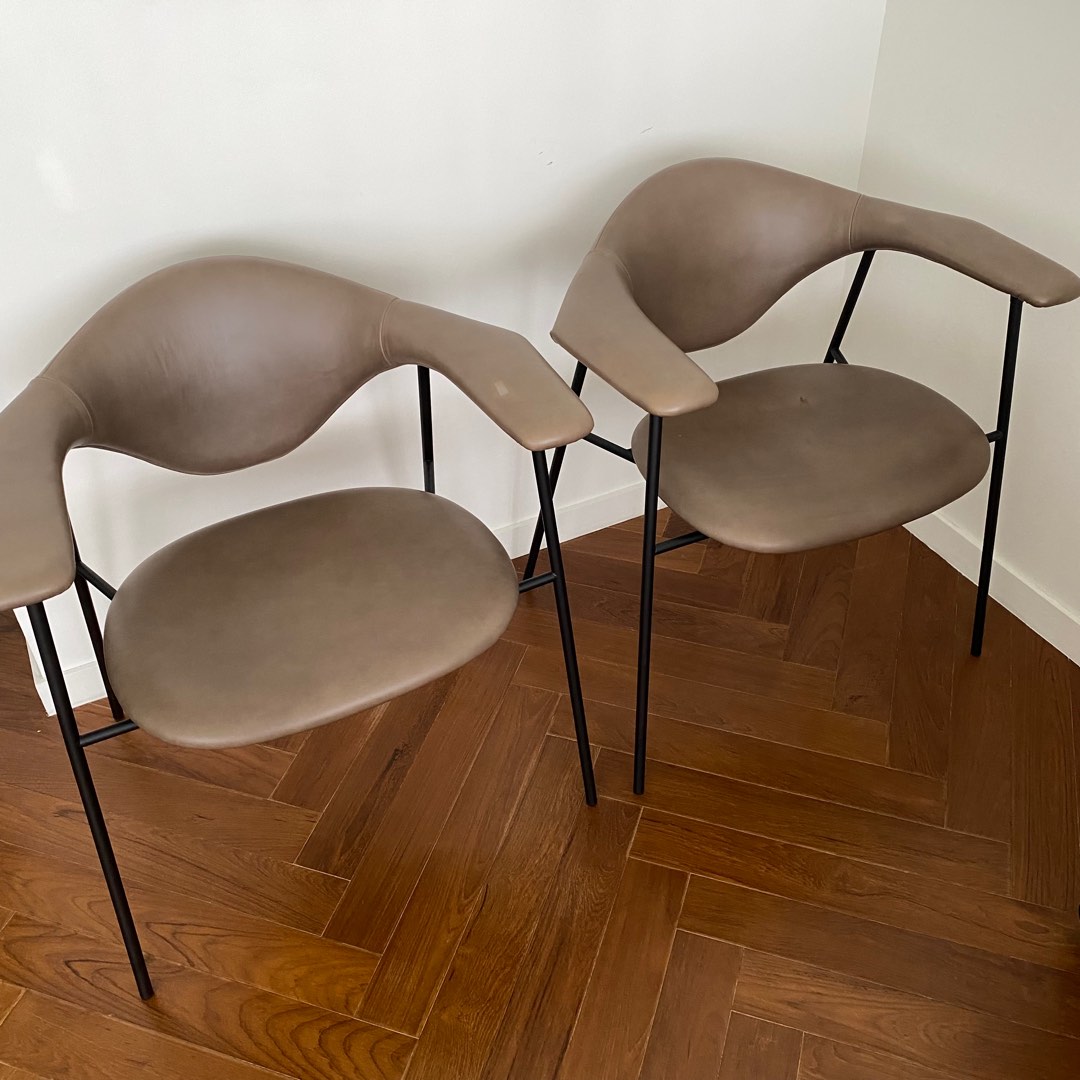 Gubi masculo hot sale dining chair