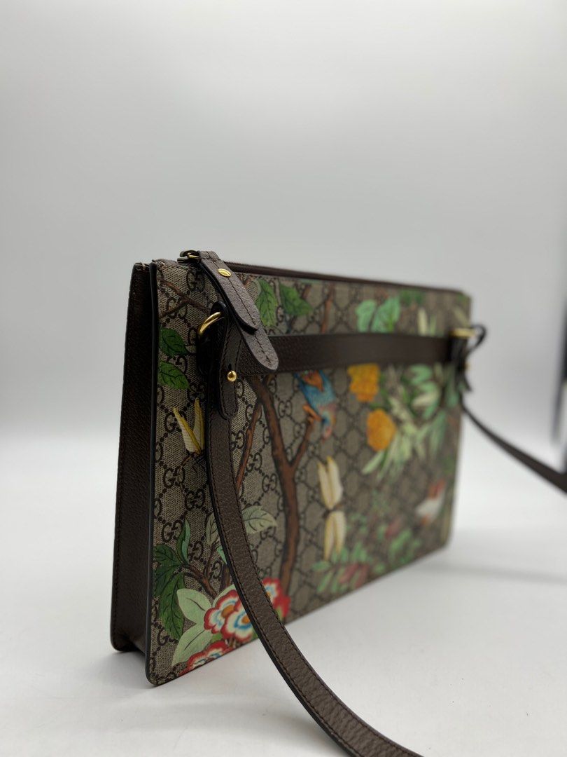 Gucci tian pouch store